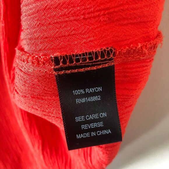 TORRID-HARPER - BLOOD ORANGE SWISS DOT TUNIC - Picture 9 of 10